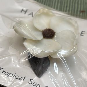 Jewelry | Nib Vintage Handmade Tropical Sea Shell Flower Brooch | Poshmark